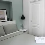 Residenza La Scala B&B 나폴리