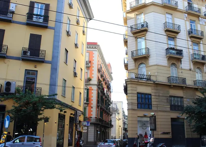 Alojamento de Acomodação e Pequeno-almoço Residenza La Scala