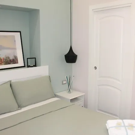 Residenza La Scala 住宿加早餐酒店 4*