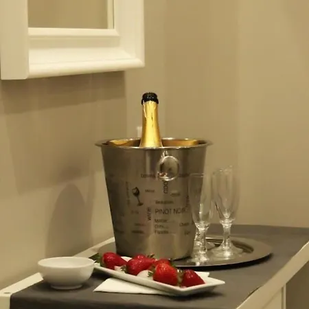 Bed & Breakfast Residenza La Scala Neapel