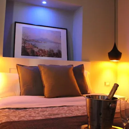 Residenza La Scala 3* Nápoly