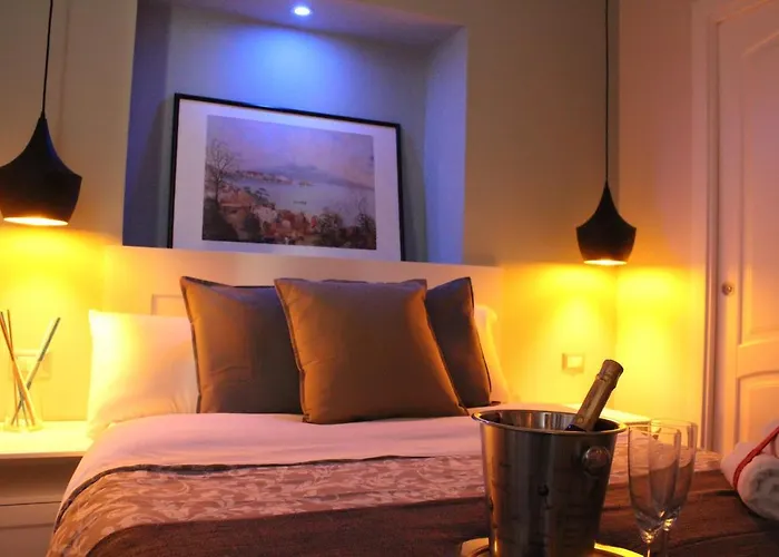 Residenza La Scala 4* נאפולי