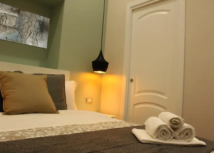 Residenza La Scala 4* נאפולי